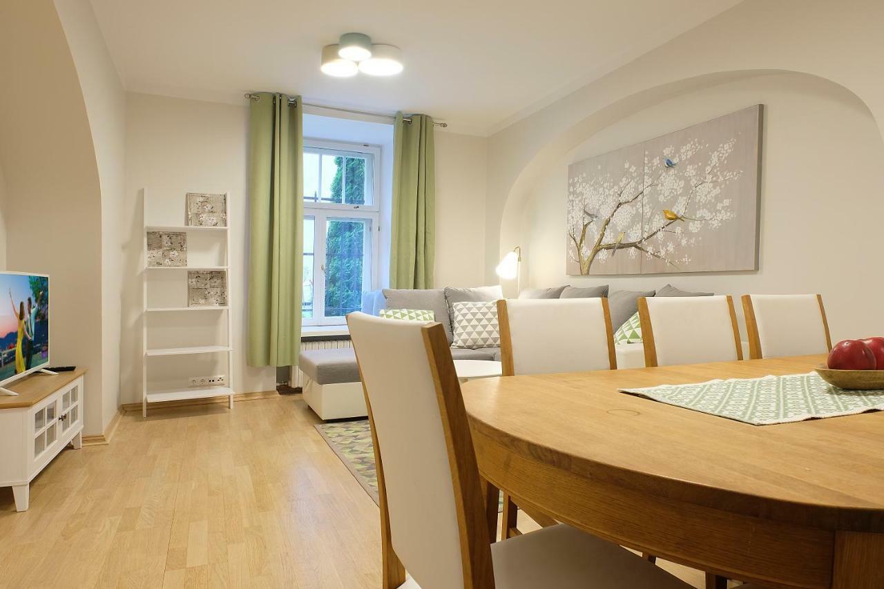 Tallinnhousing Knights And Nobility -3 Bdr Home Eksteriør billede
